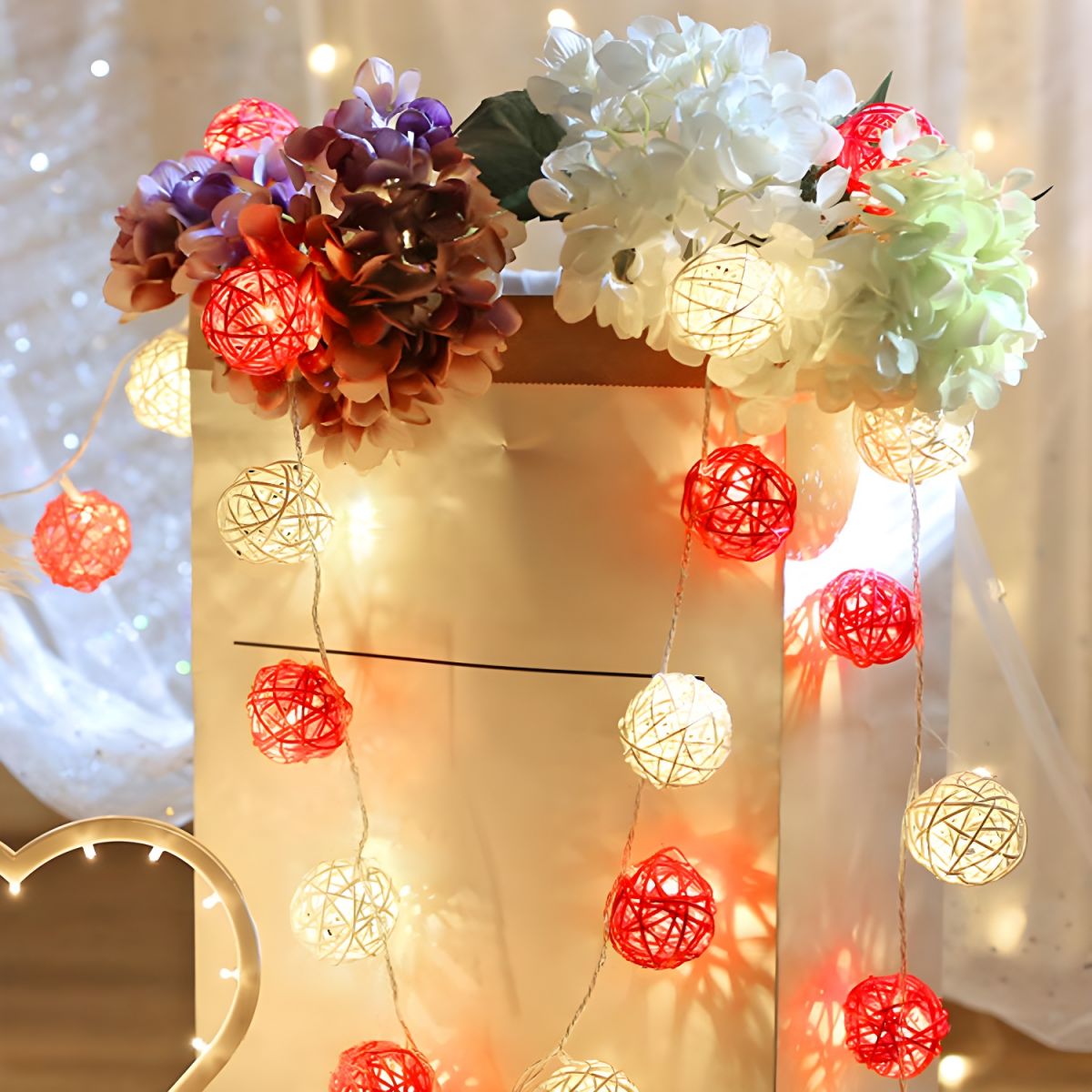 Modern Style Globe LED Fairy Light Rattan 20 Bulbs 9.8ft Girls Bedroom Battery String Lighting