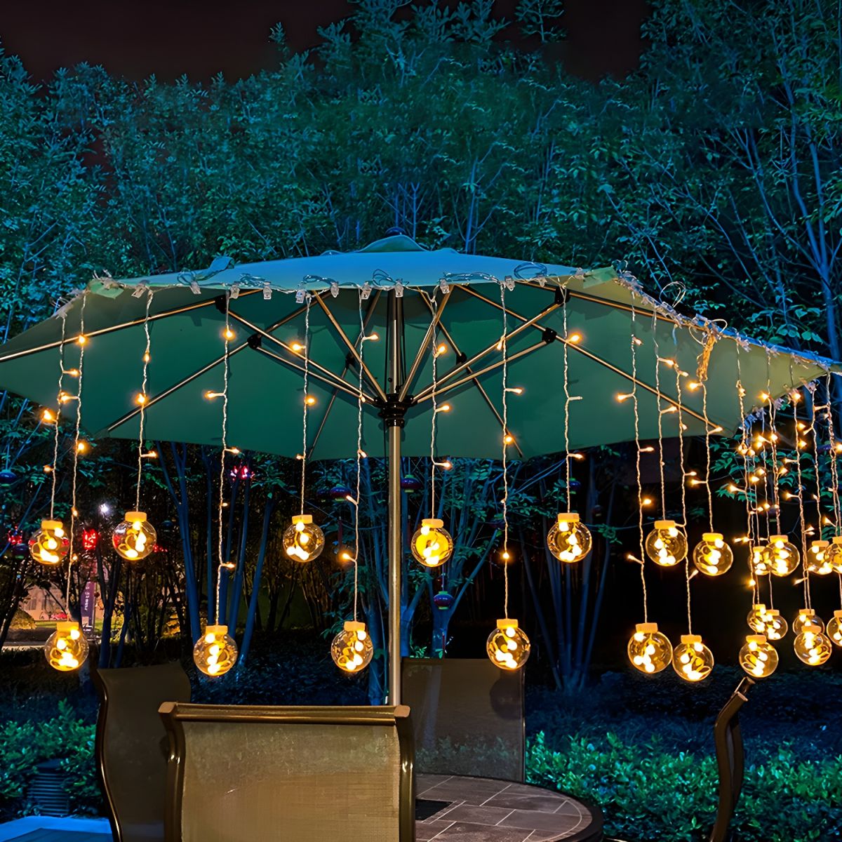 Decorative Wishing Ball LED Fairy Light Courtyard Solar String Lighting in Clear. 11.4ft