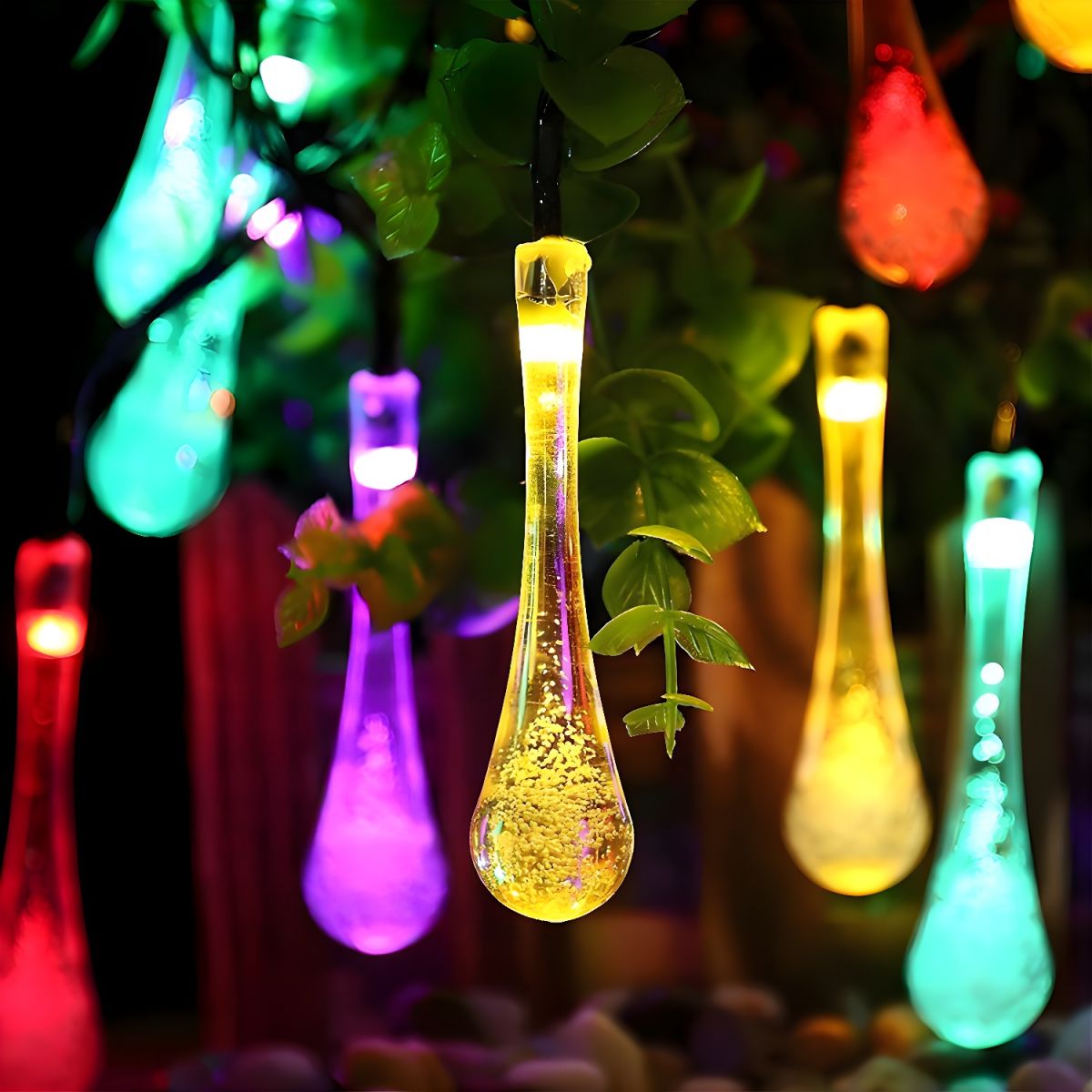 Modern Creative LED String Lights Plastic Teardrop Solar Energy Decorative Lamp for Outdoor