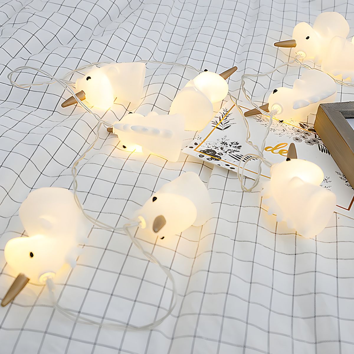 3M 20-Bulb Nursery LED Fiesta Lamp Cartoon White String Light Idea with Unicorn Plastic Shade. Battery/USB