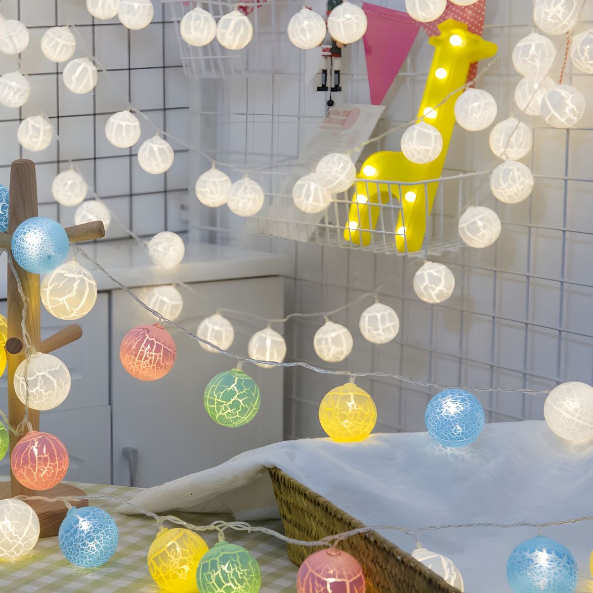 Crackle Ball Girls Bedroom LED Fairy Lighting Decorative Battery Powered String Light