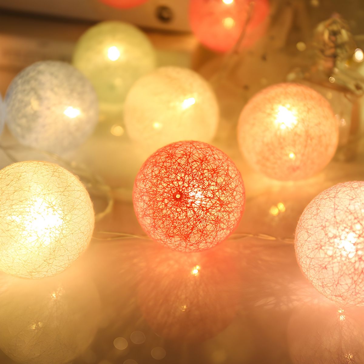 Globe Shape LED Fairy Lighting Cotton Decorative Battery String Light for Girls Bedroom
