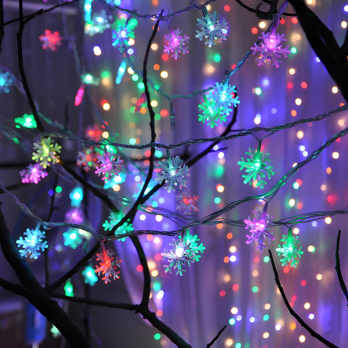 Battery Powered Snowflake LED String Light Decorative Plastic Festive Light for Indoor