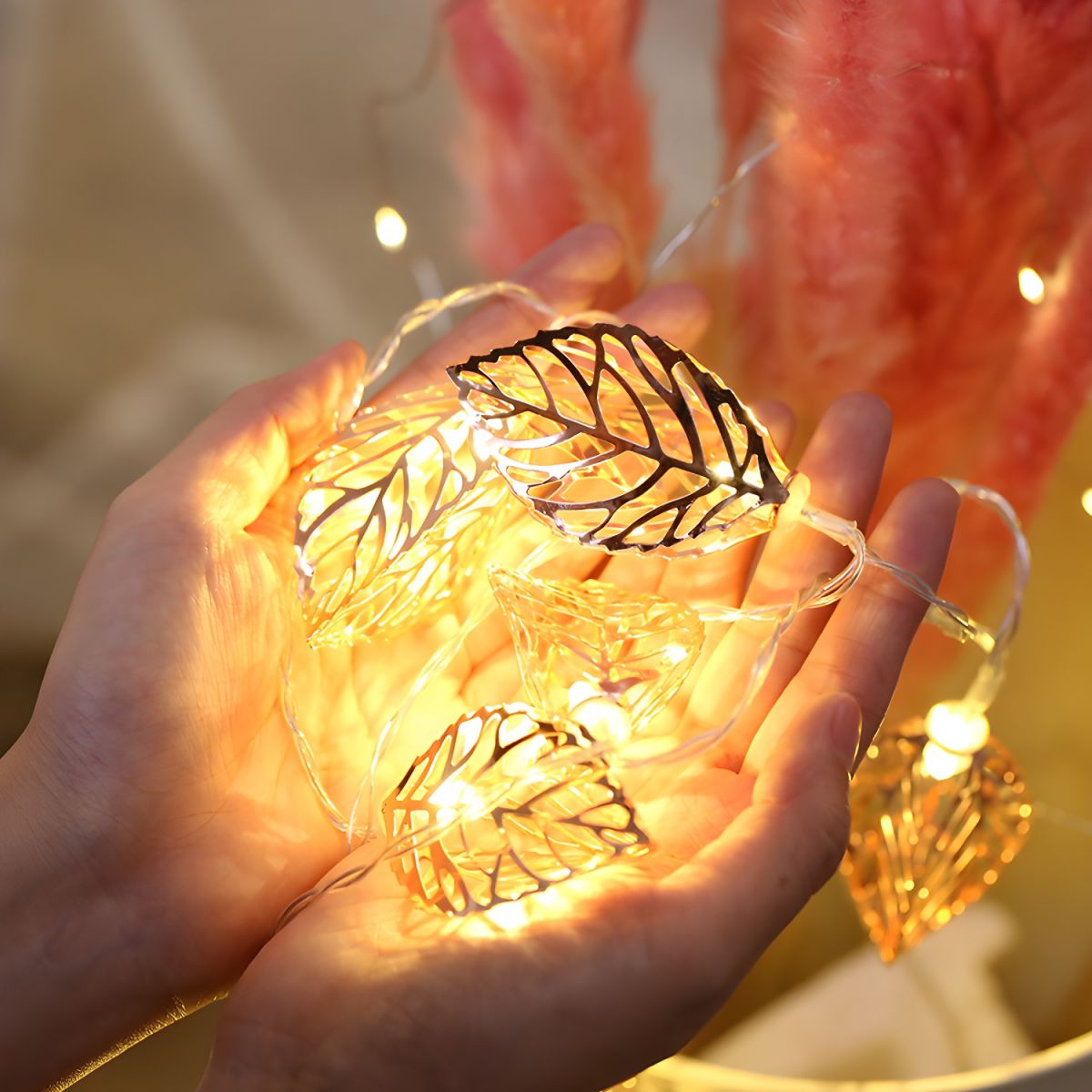 Gold Leaf Shape LED Fairy Light Modern Style Iron Battery String Lighting for Bedroom