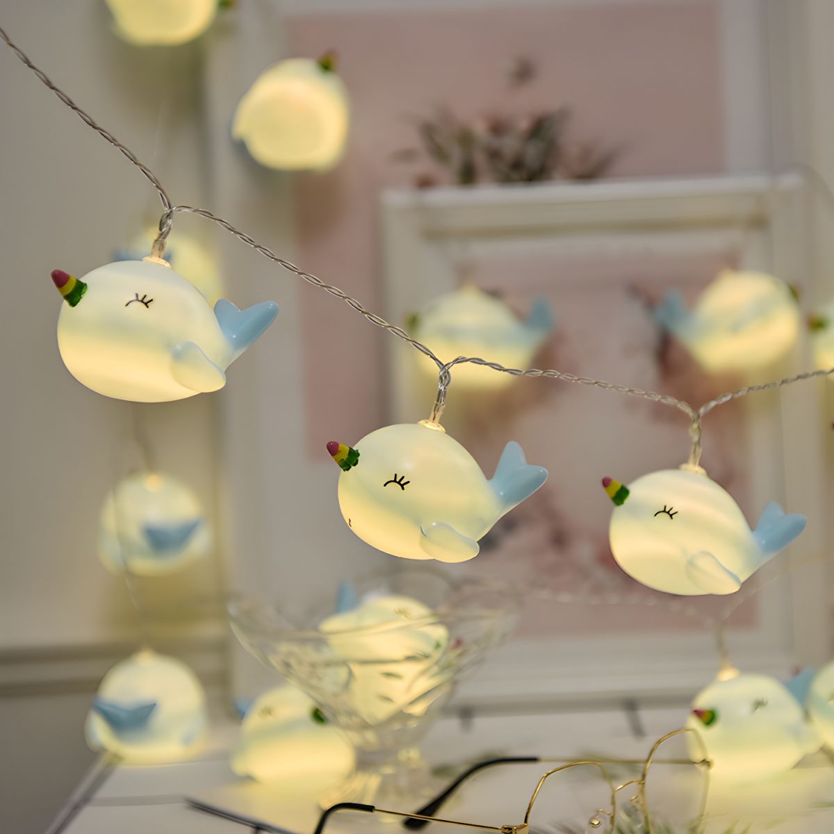 Blue Whale Party Light Decorative 20 Bulbs 9.8 Ft Long Plastic USB/Battery LED String Light Ideas for Bedroom