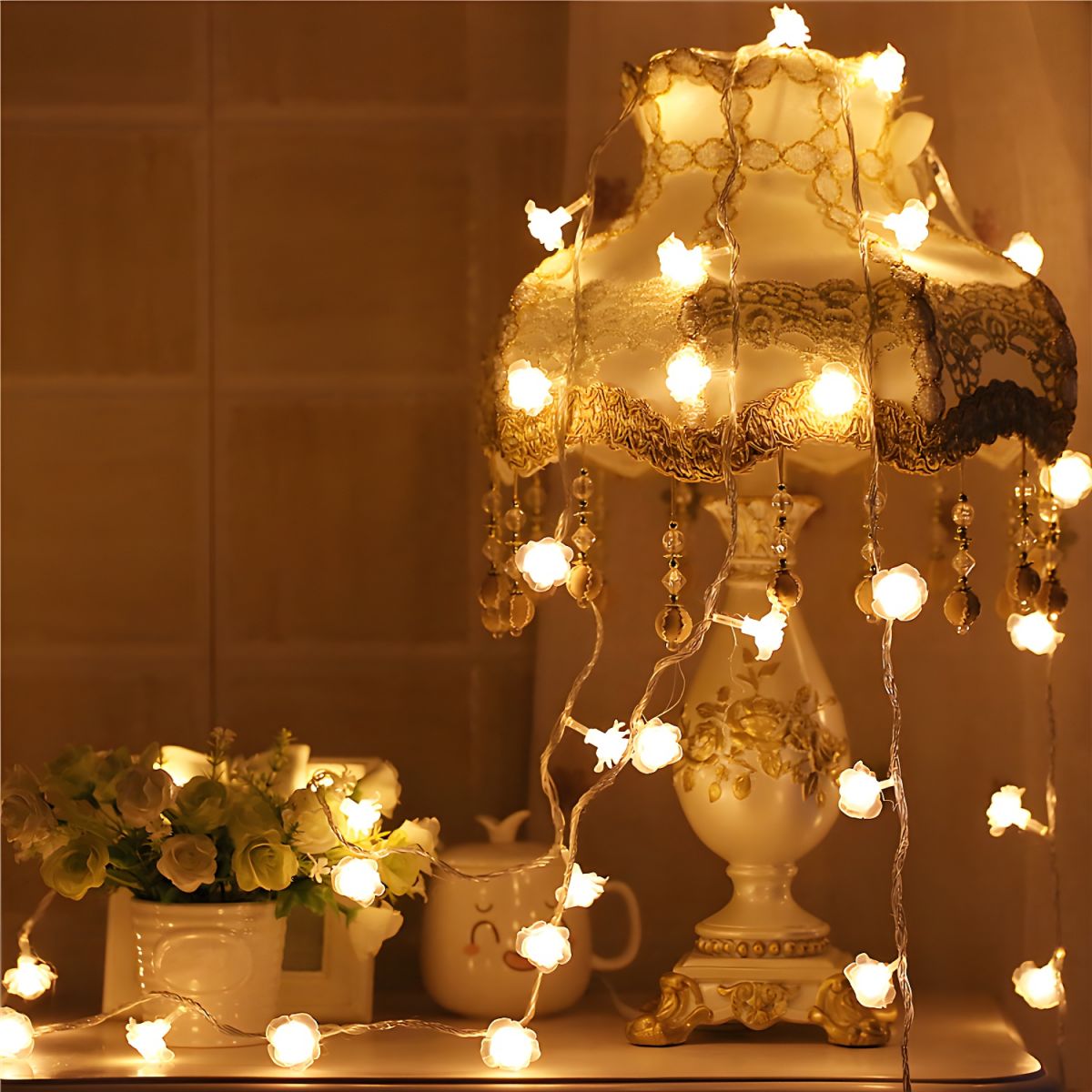 Rose Shaped LED Fairy Light Modern Style Clear Battery Powered String Lighting for Bedroom