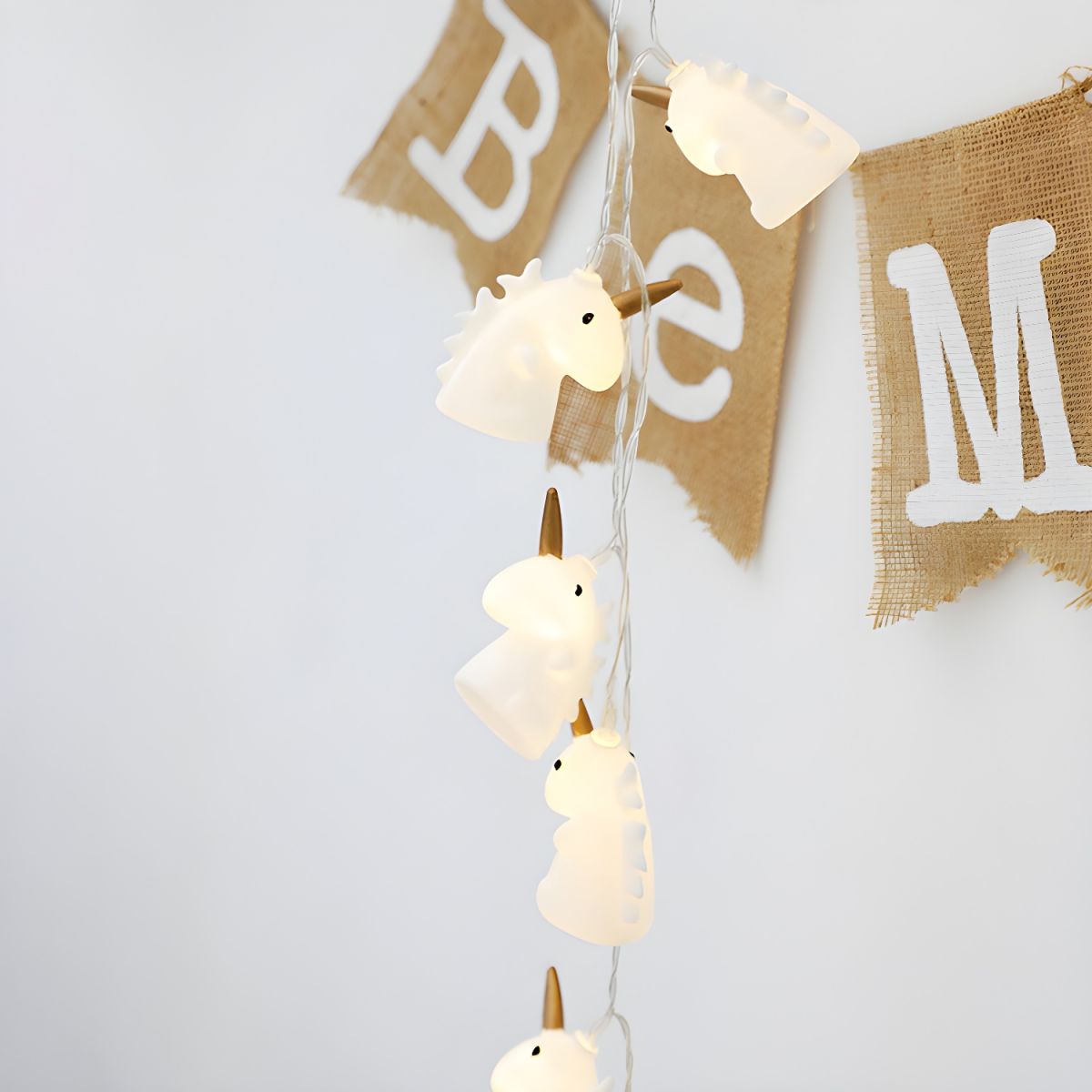 3M 20-Bulb Nursery LED Fiesta Lamp Cartoon White String Light Idea with Unicorn Plastic Shade. Battery/USB