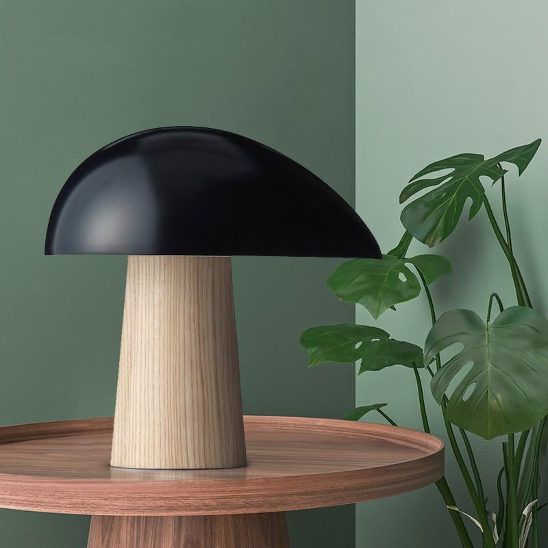 THEA Table Lamp