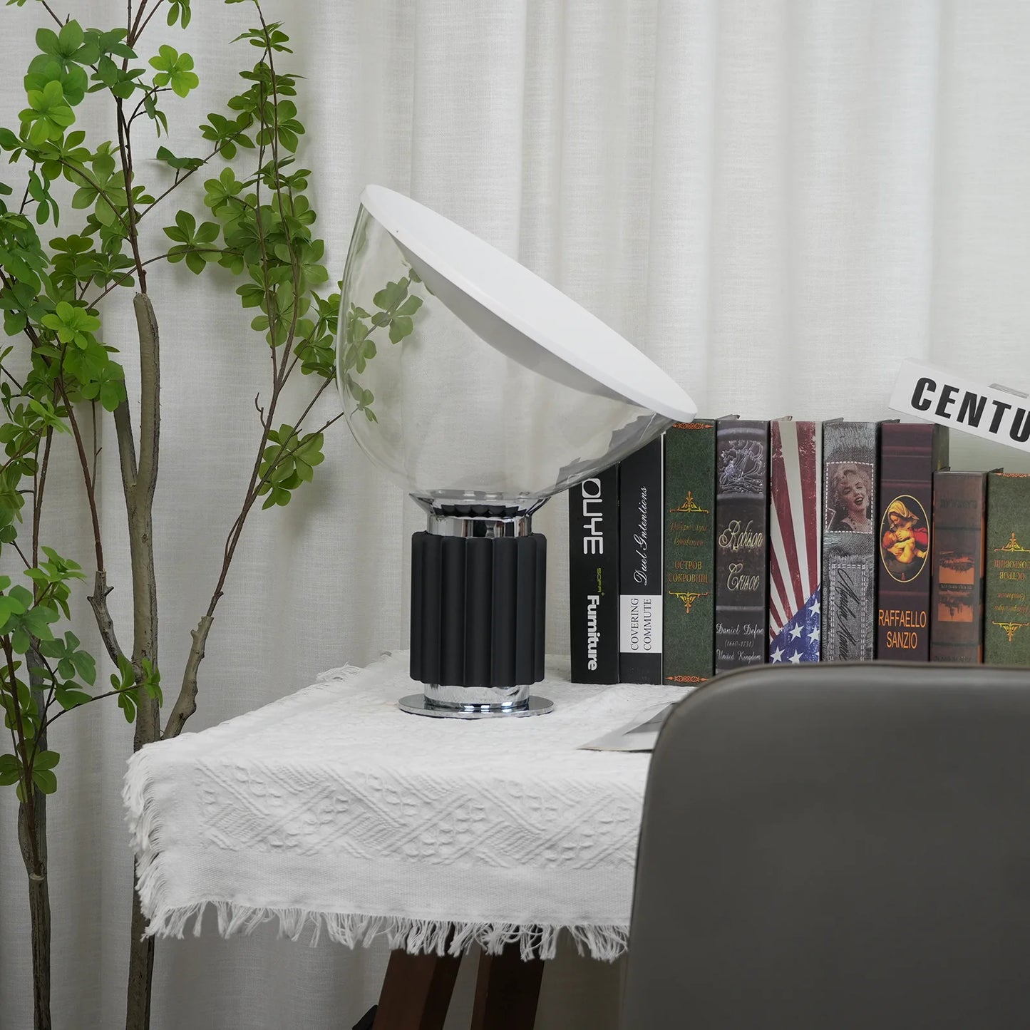 Taccia Glass Table Lamp