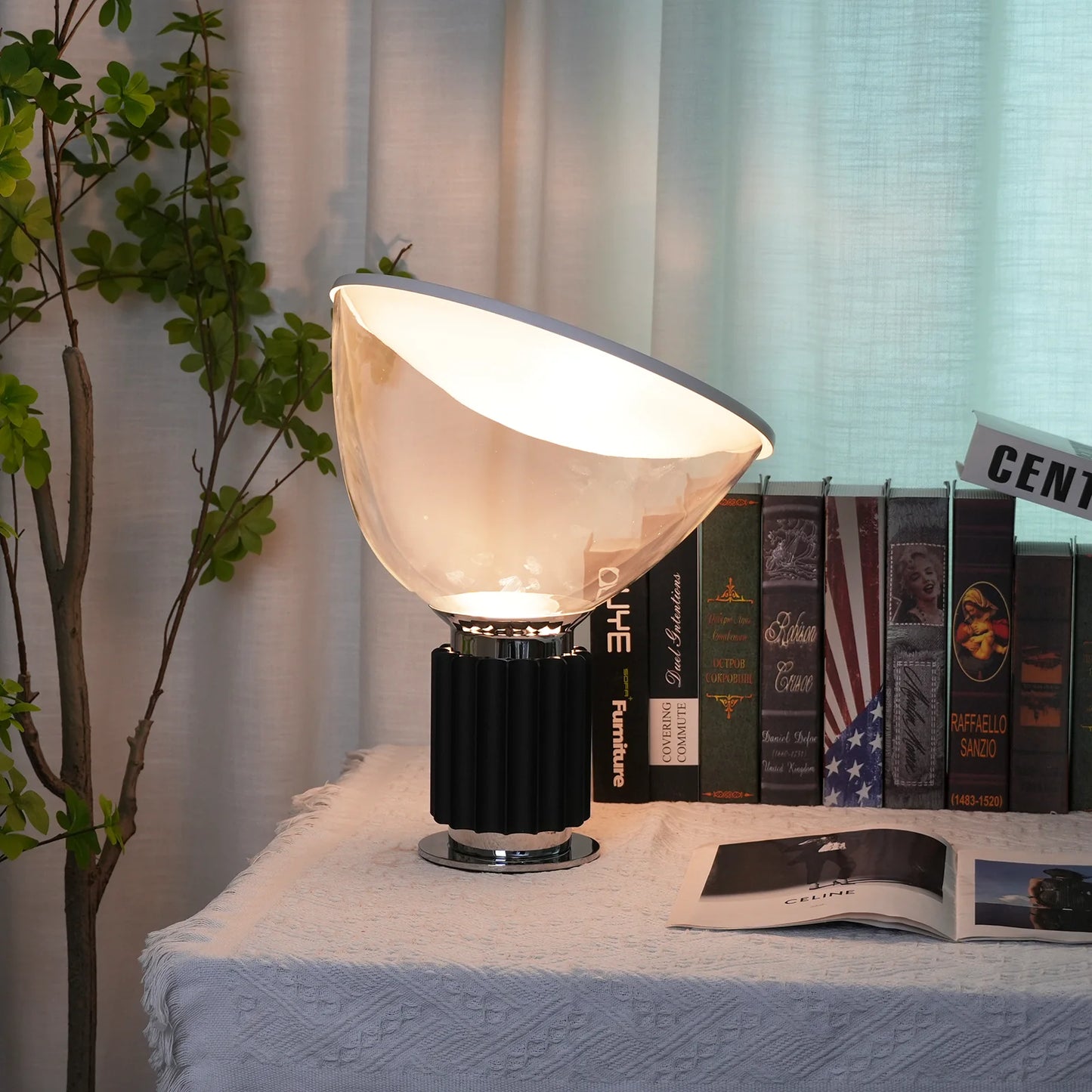 Taccia Glass Table Lamp