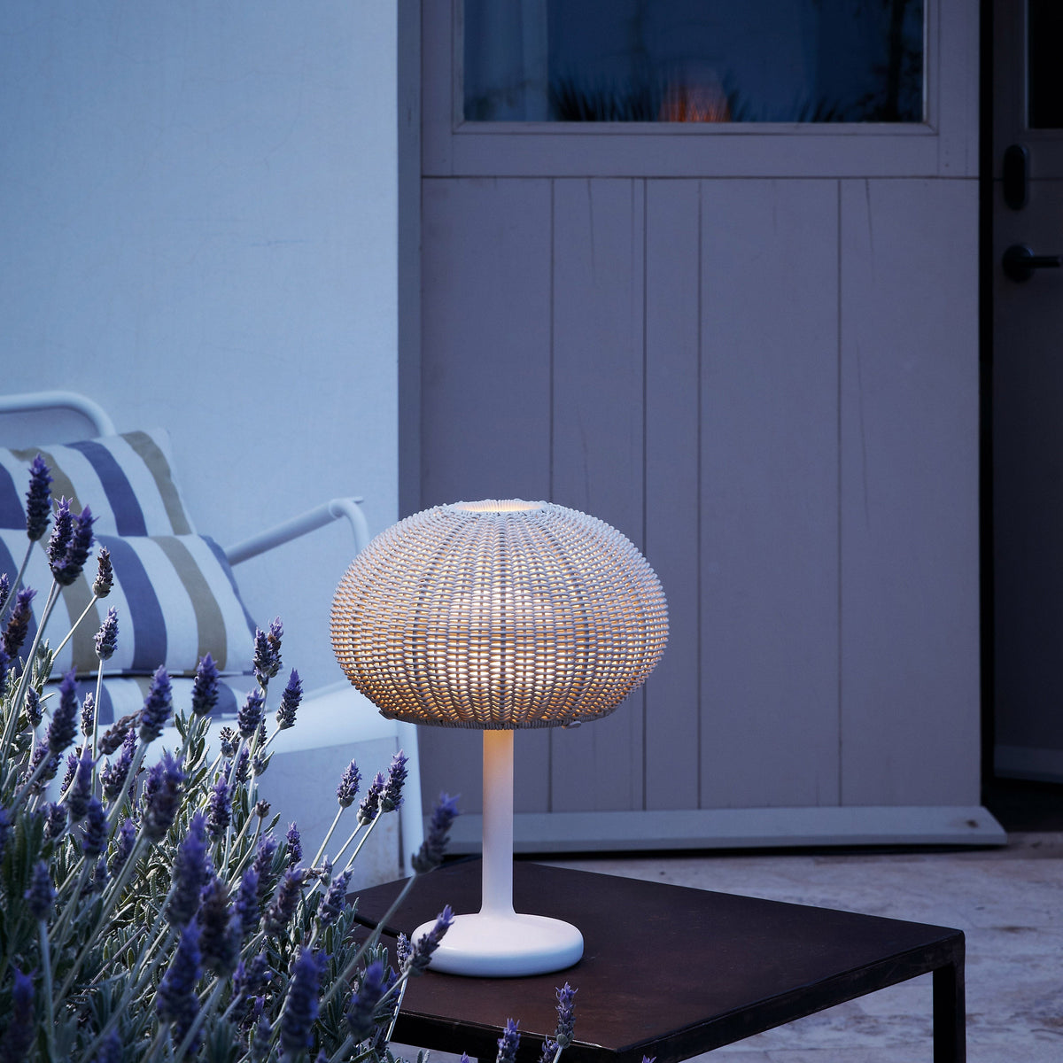 Garota Mini Outdoor Table Lamp