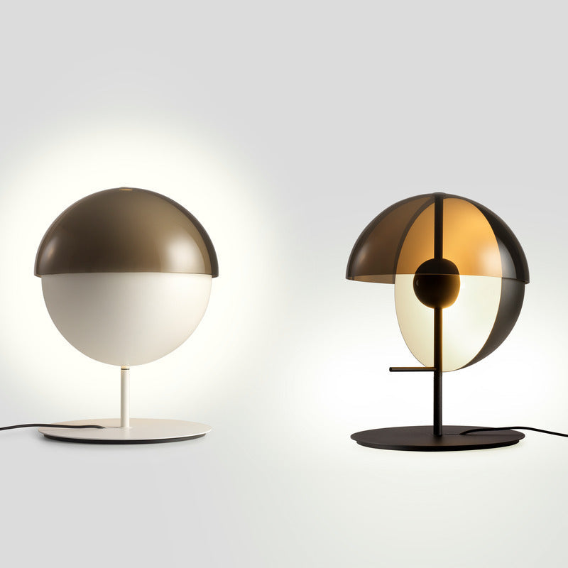 Theia M - Dimmable LED Table Lamp