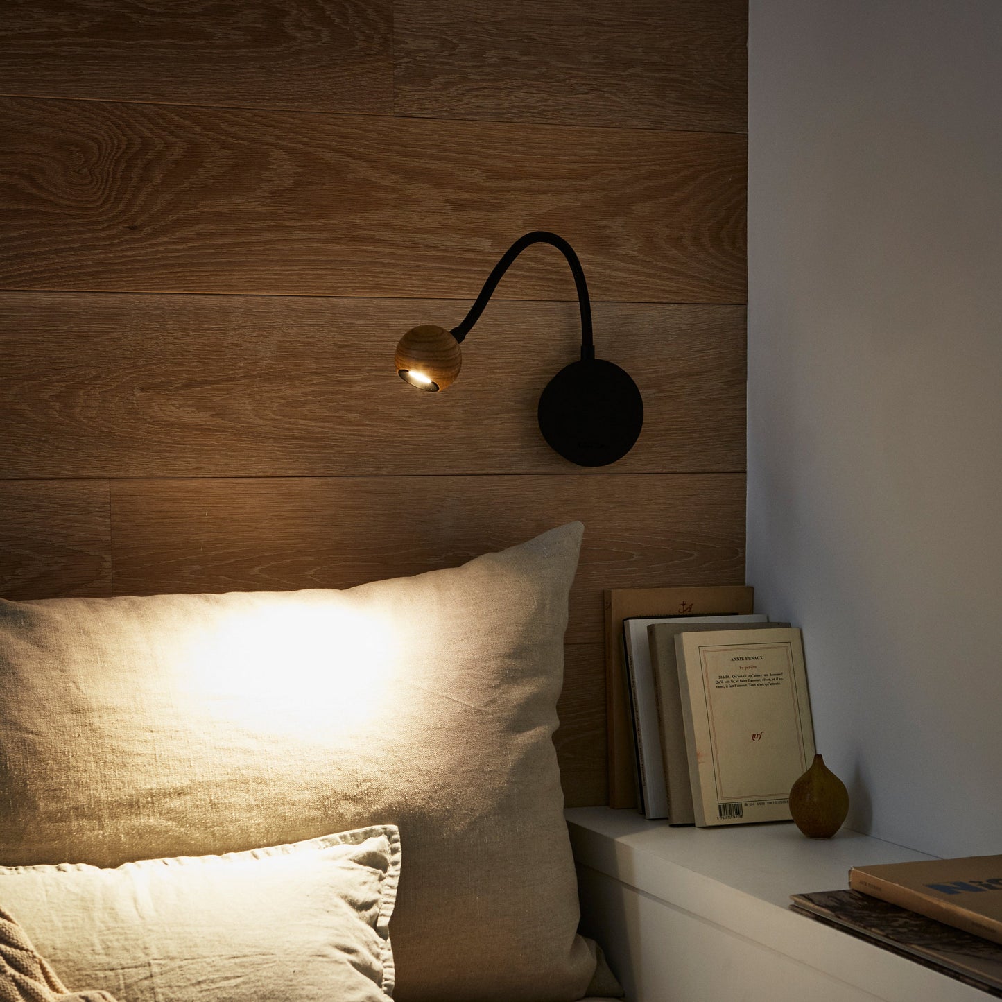 N. Ocho Dimmable LED Wall Sconce