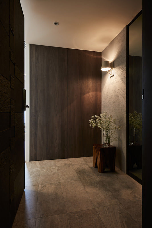 Concom Wall Light