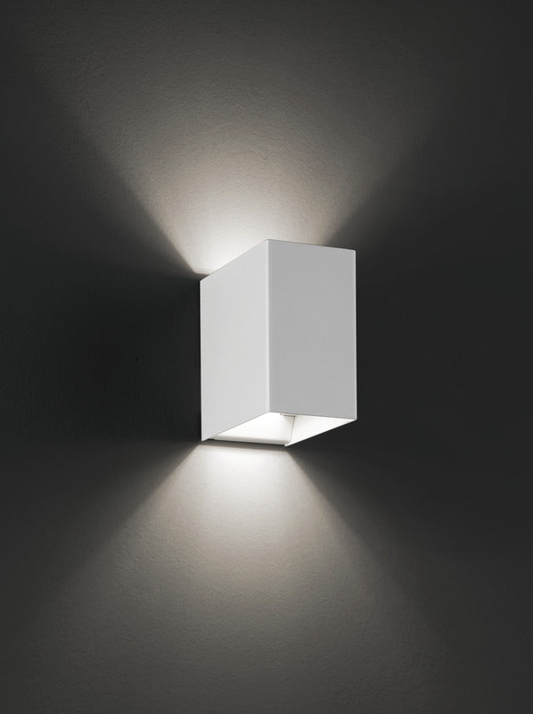 Laser Cube Wall Light