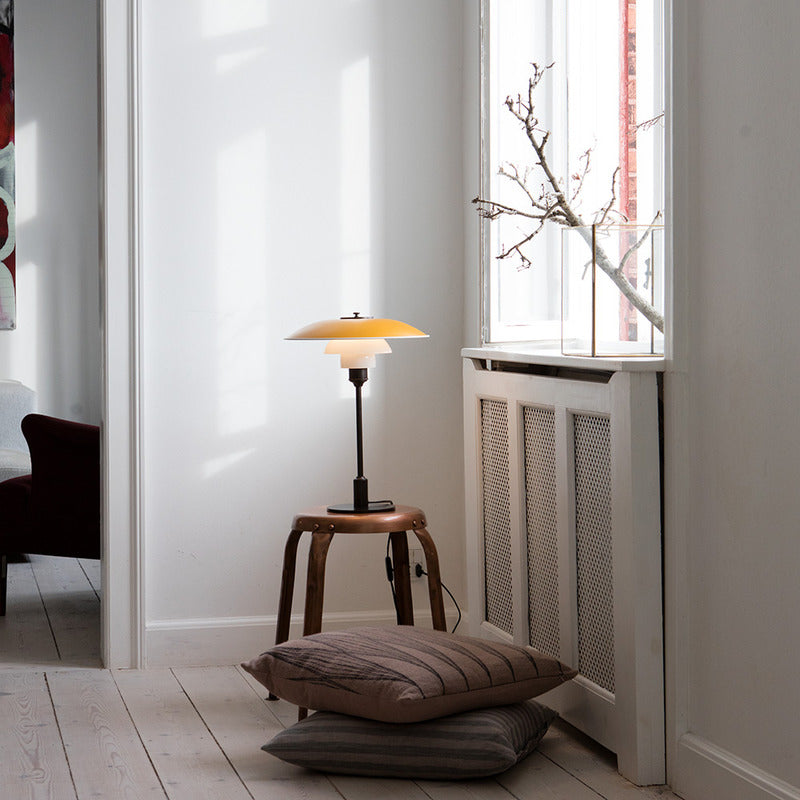 PH 3-2 Table Lamp