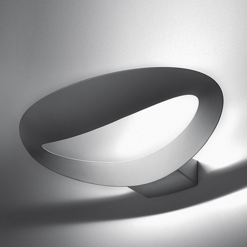 Mesmeri Wall Light