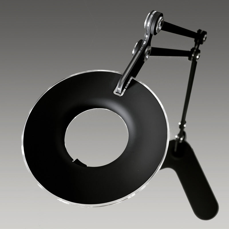 Link Table Lamp