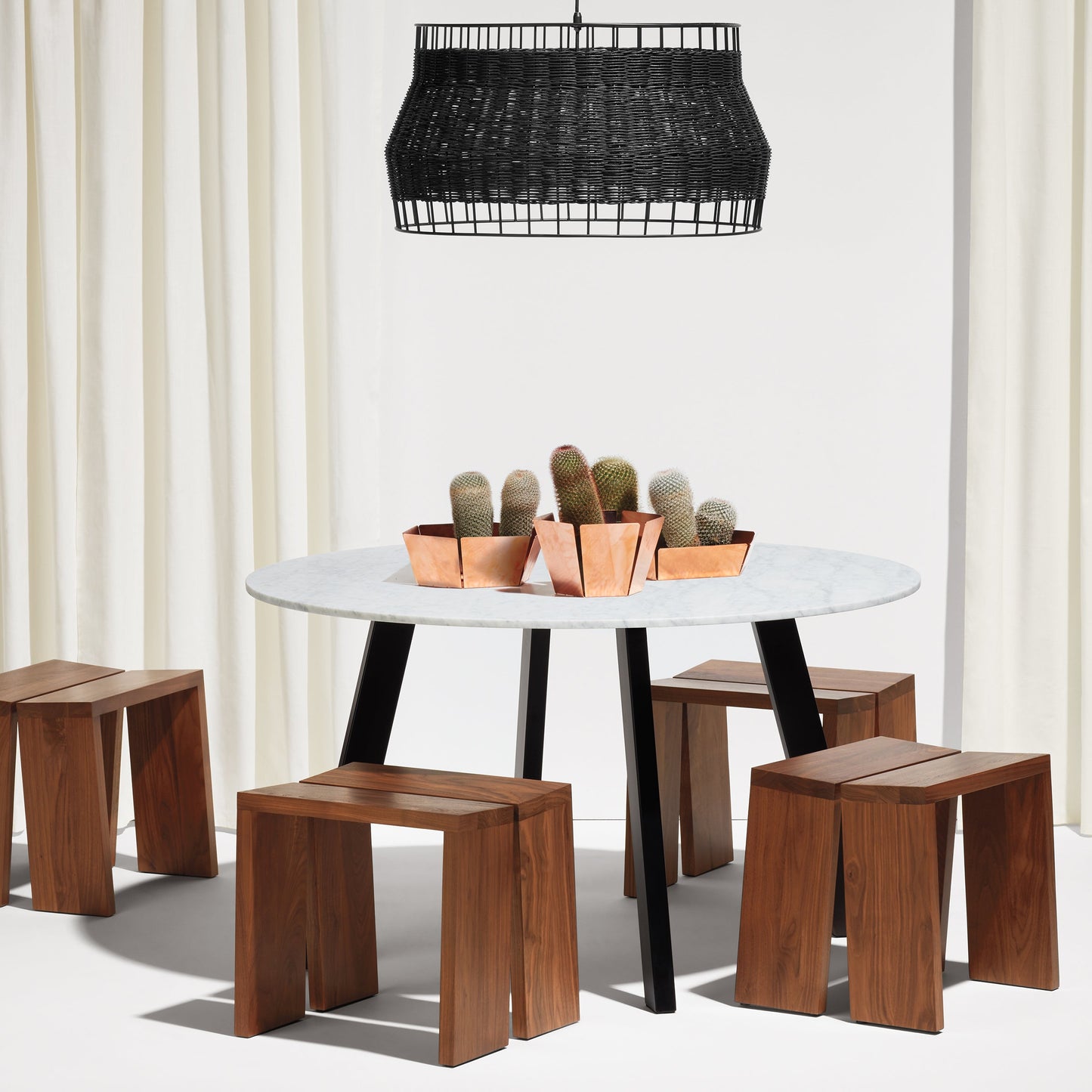 Amicable Split 19-Inch Bench