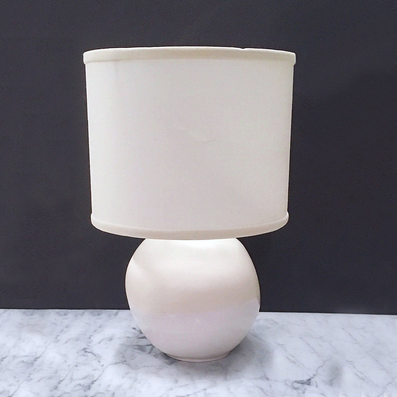 Medium Sphere Lamp