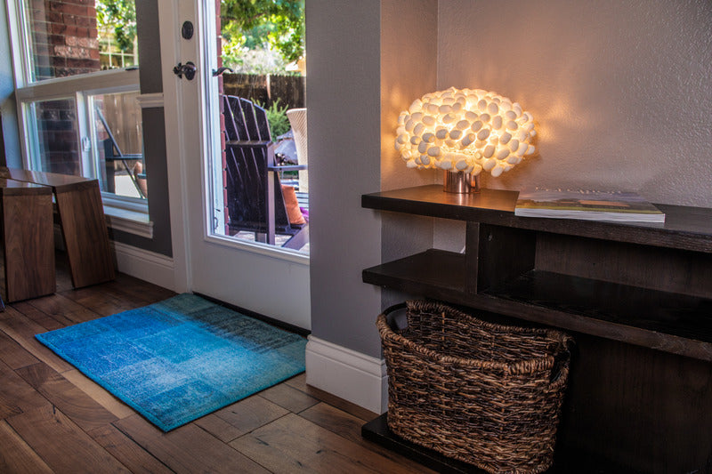 Unit Cocoon Table Lamp