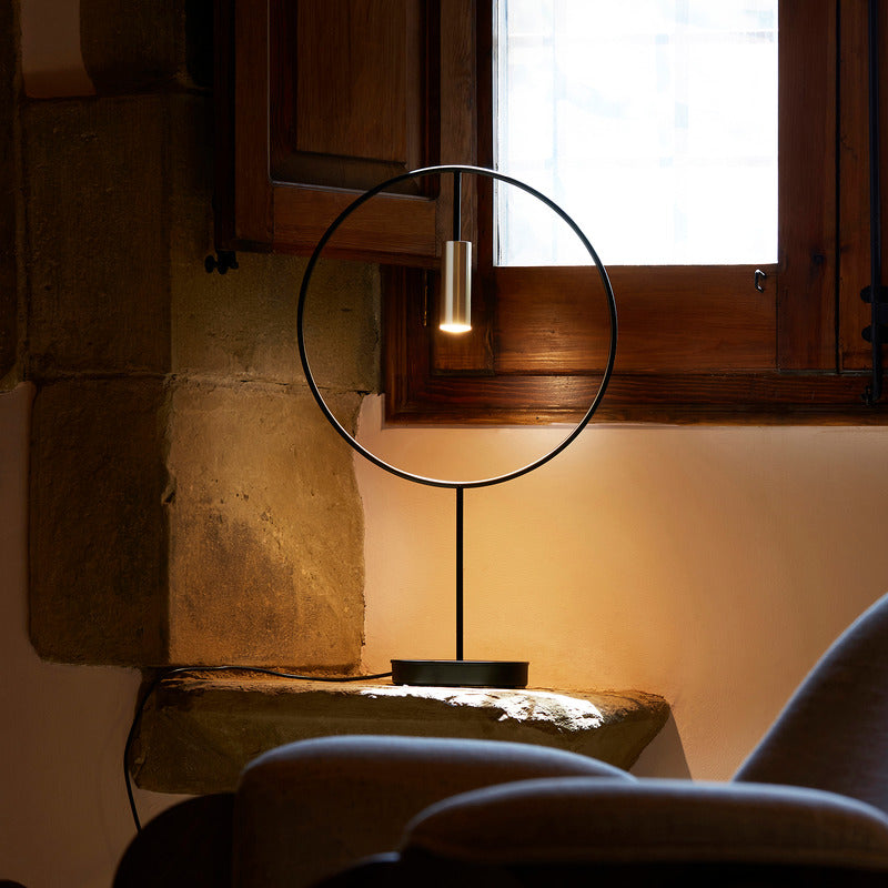 Revolta Table Lamp