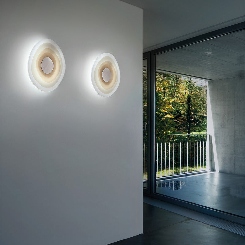 Beta Wall / Ceiling Light