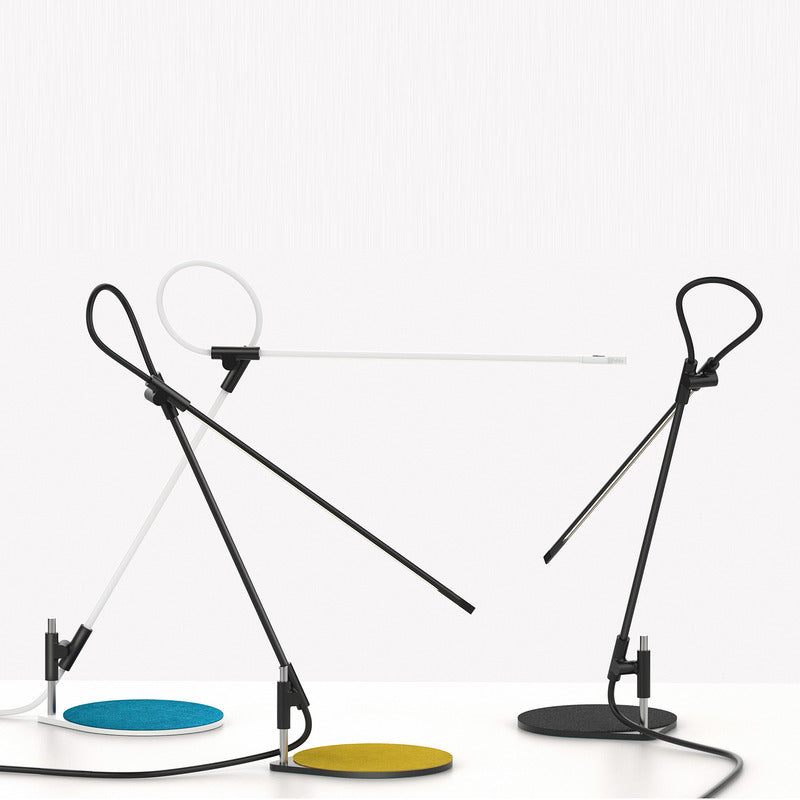 Superlight LED Table Lamp