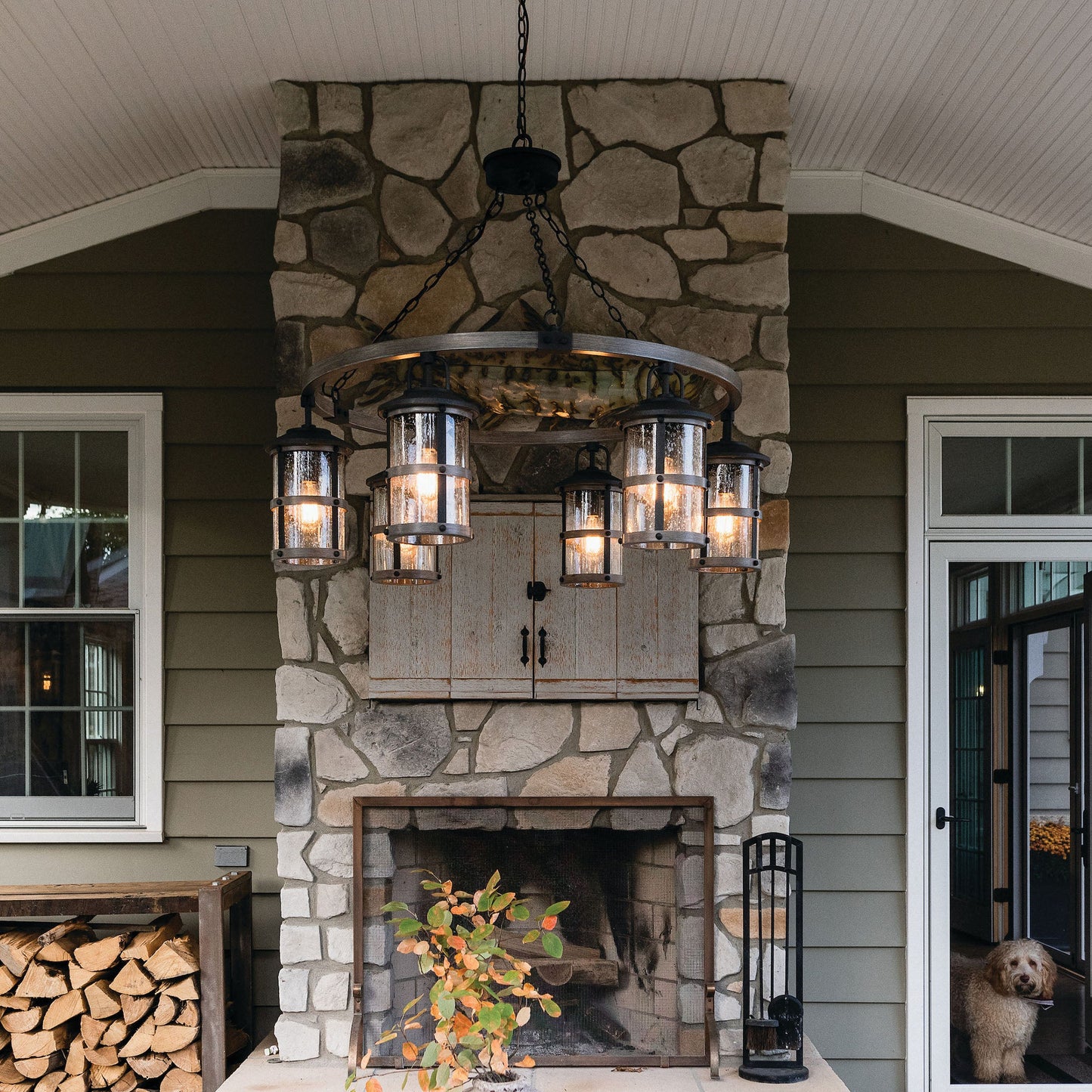 Lakehouse Outdoor Chandelier