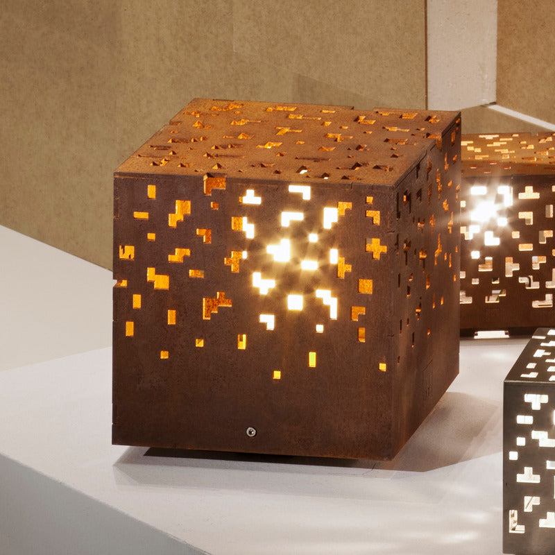 Ams Floor Lamp