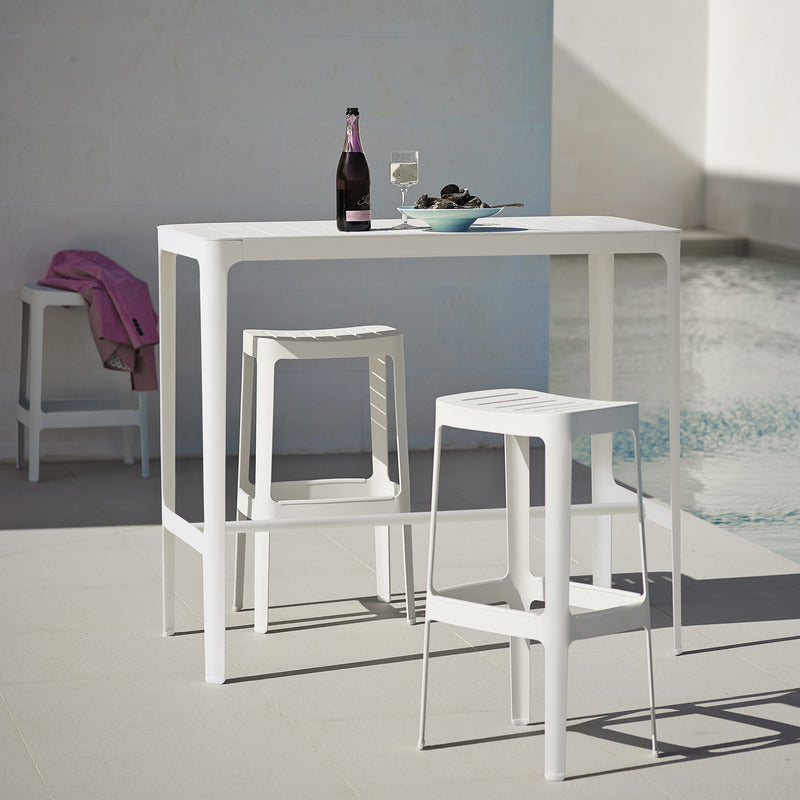 Cut Stackable Bar Chair