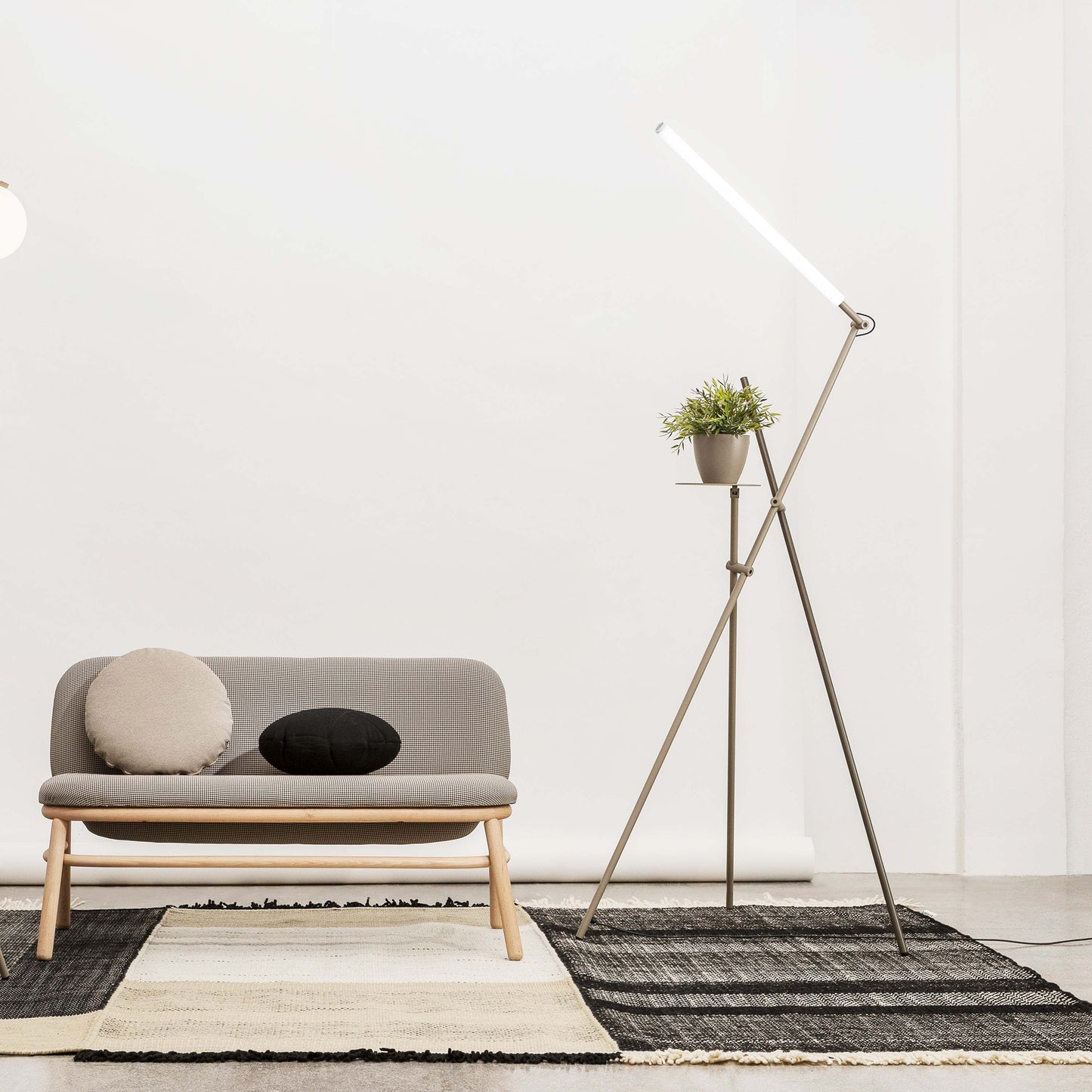 Asana 3768 Floor Lamp