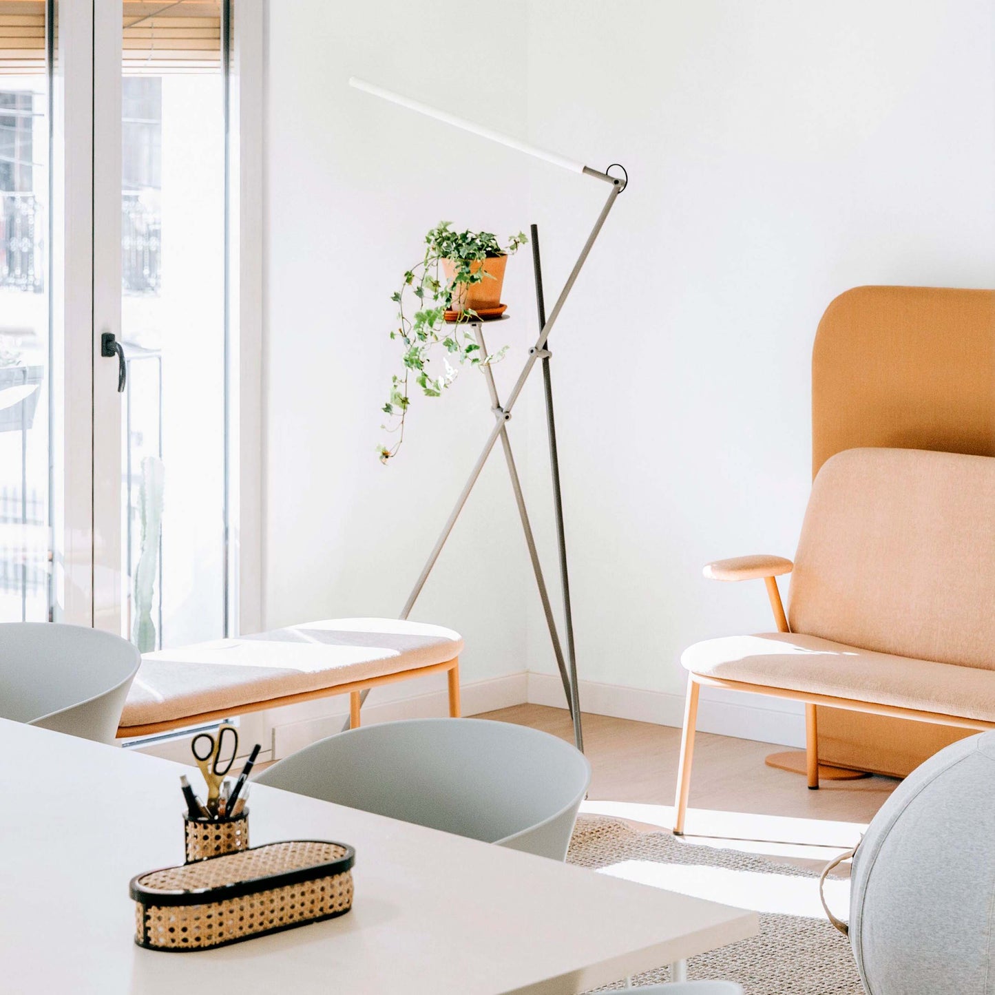 Asana 3768 Floor Lamp