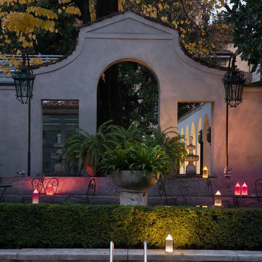 Lantern Table Lamp
