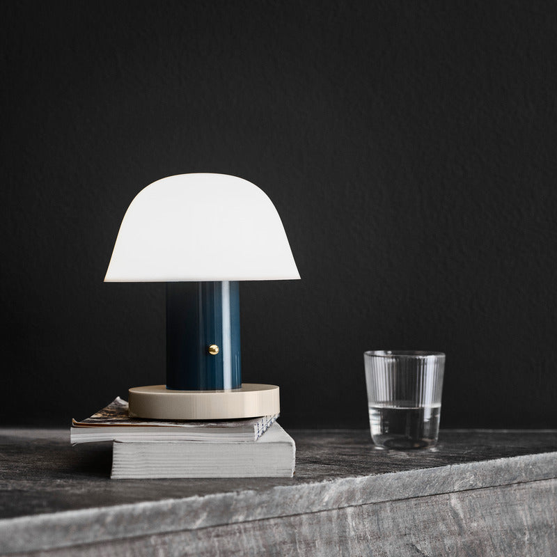 Setago Portable Table Lamp