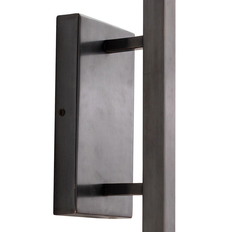 Hutu Wall Light