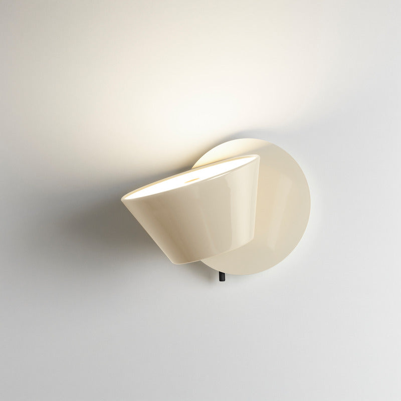 Tam Tam Wall Sconce