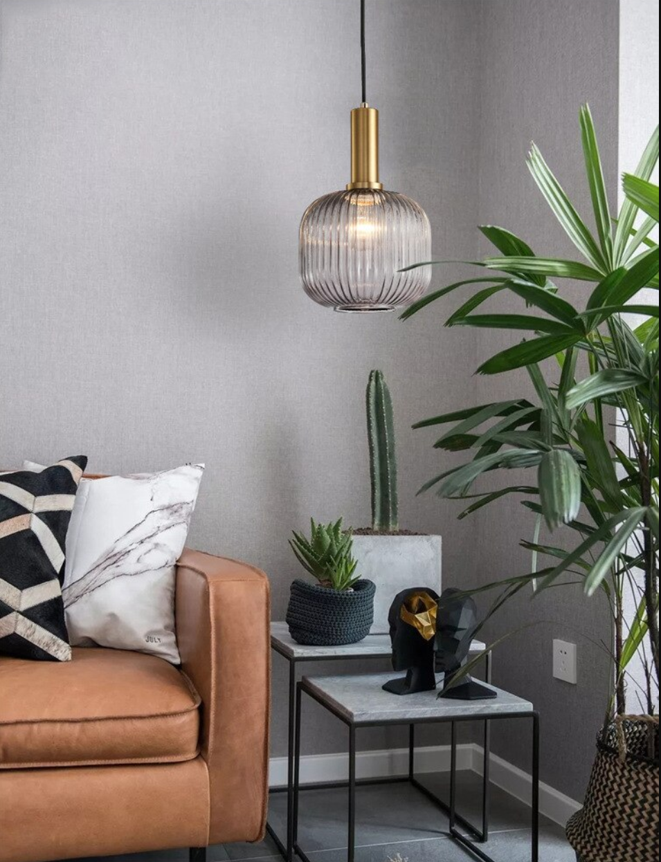 Koara I Modern Glass Pendant Light