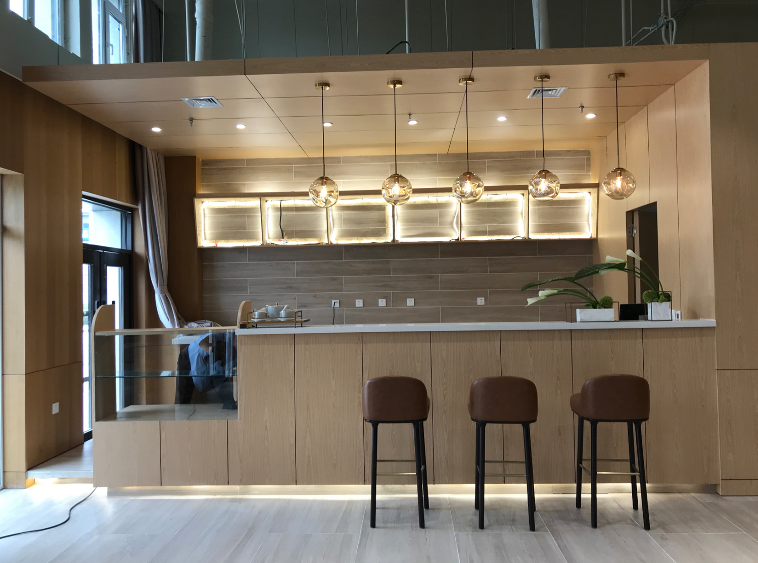 Surmi Globe Glass Pendant Light