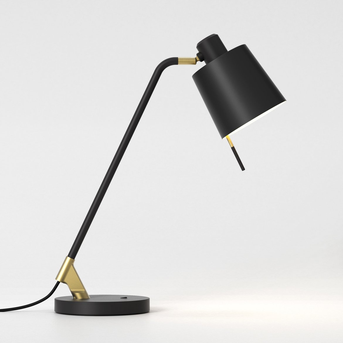 Edward Desk Lamp