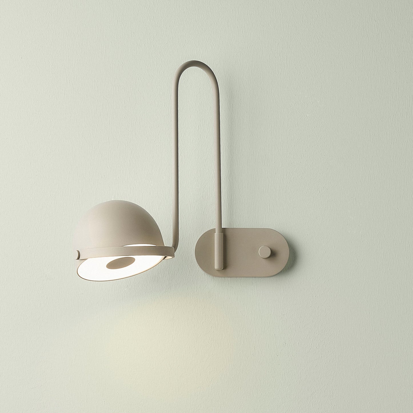 Bowee W1 Wall Sconce
