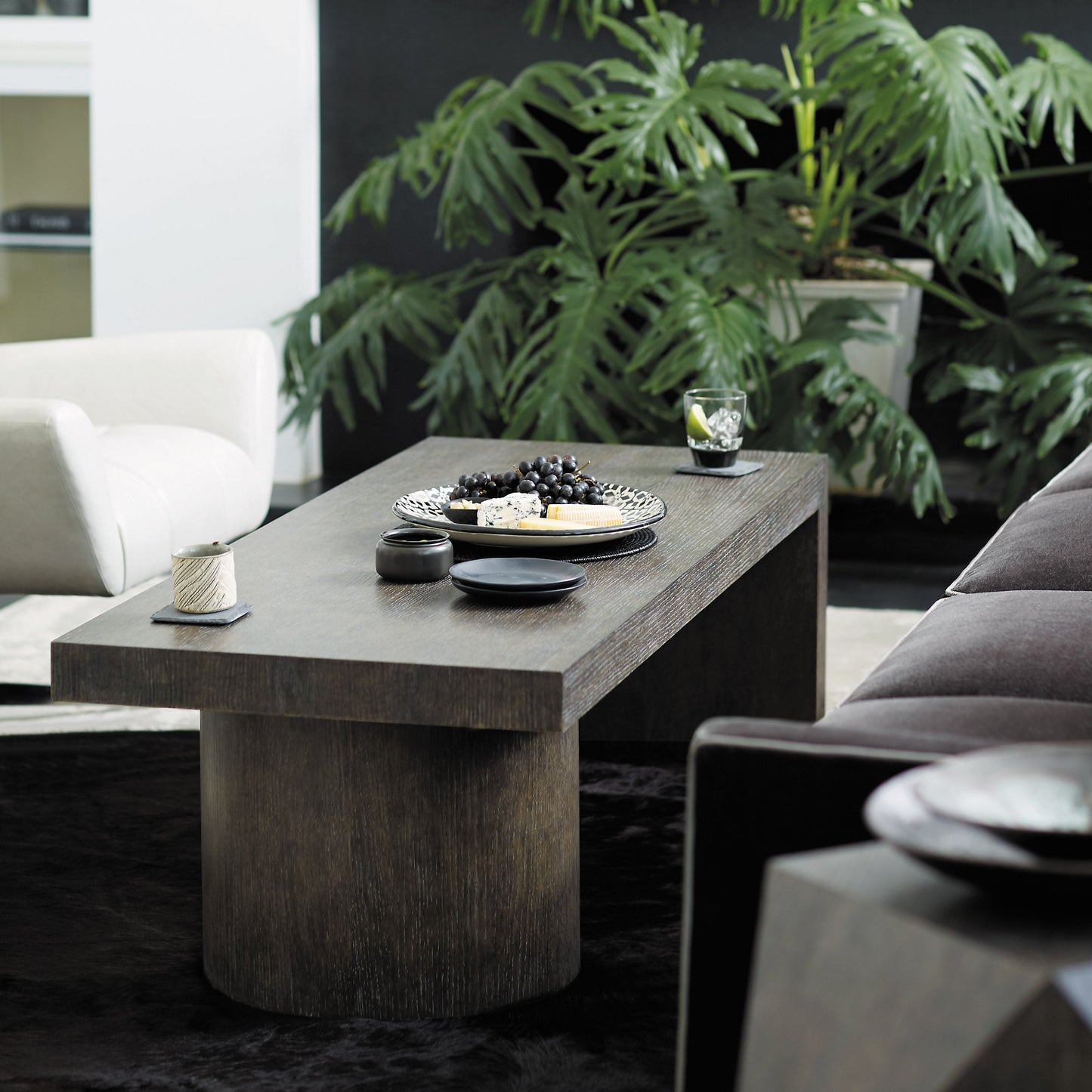 Linea Rectangular Cocktail Table