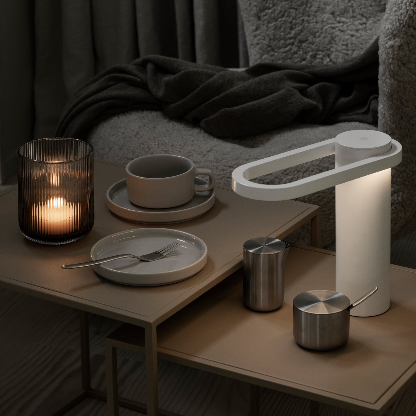 Hoop Mobile Rechargeable LED Lamp