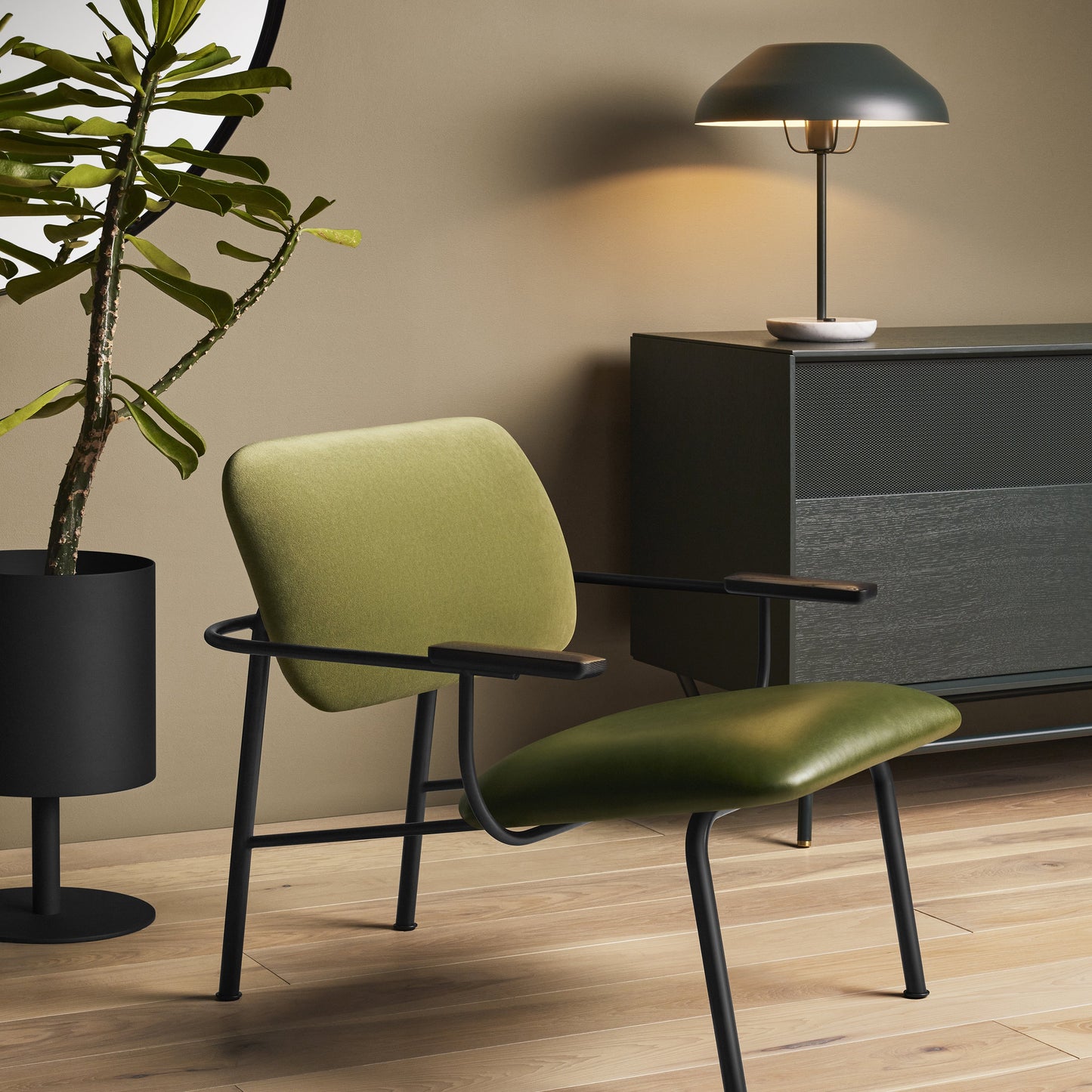 Beau Table Lamp