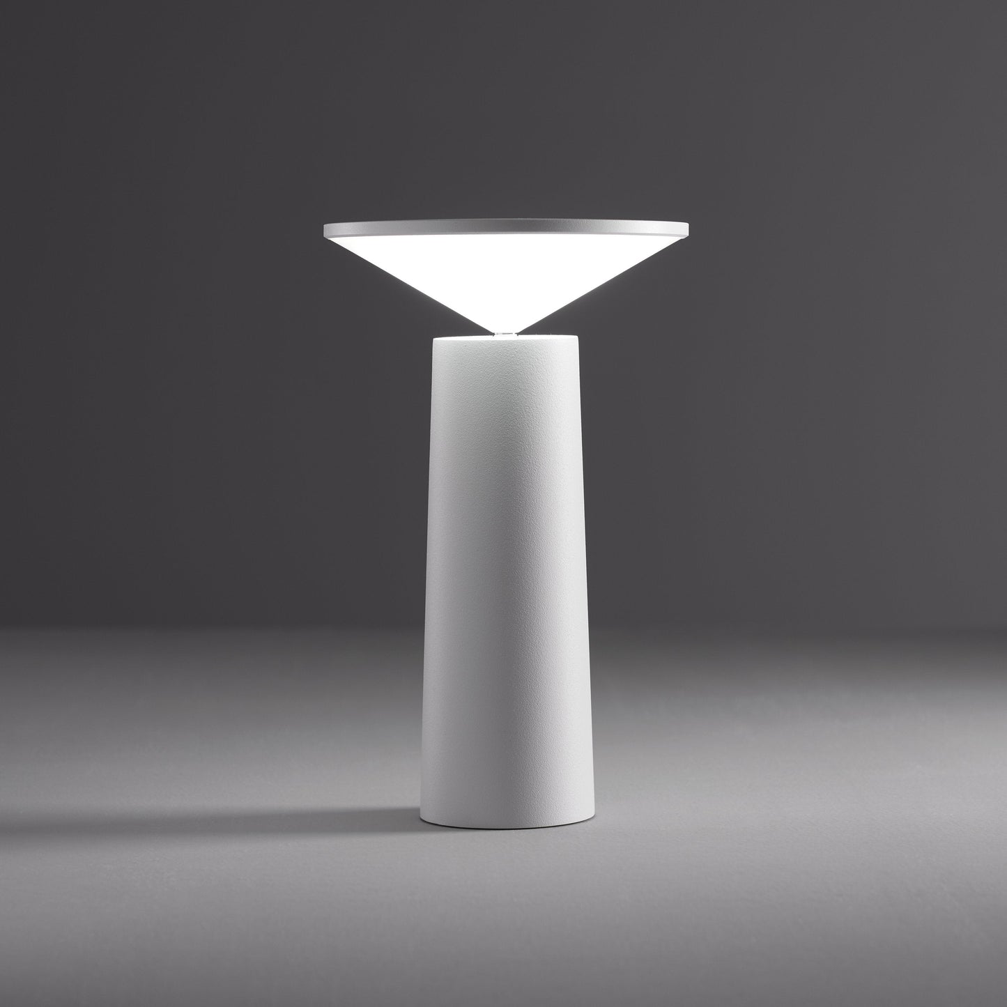 Cocktail Table Lamp