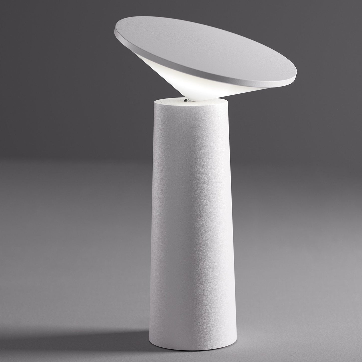 Cocktail Table Lamp