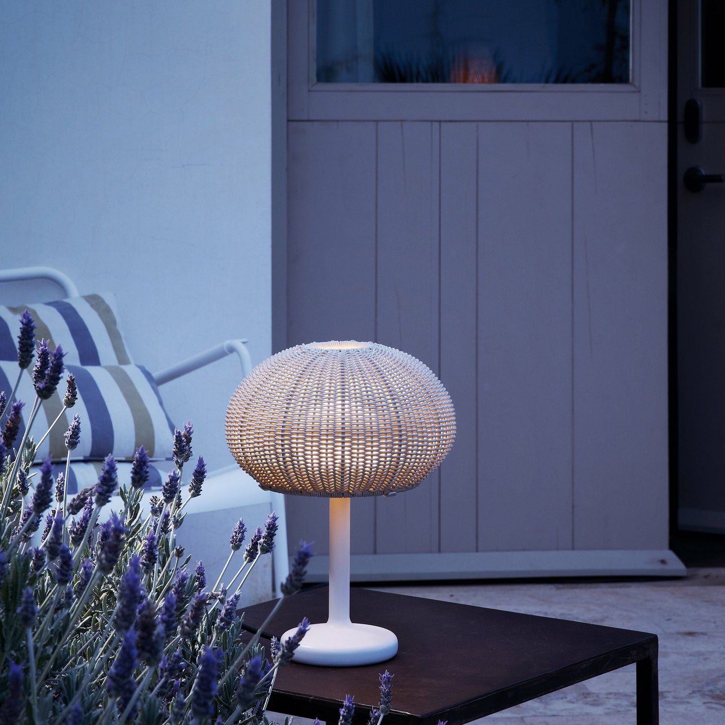 Garota Mini Outdoor Table Lamp