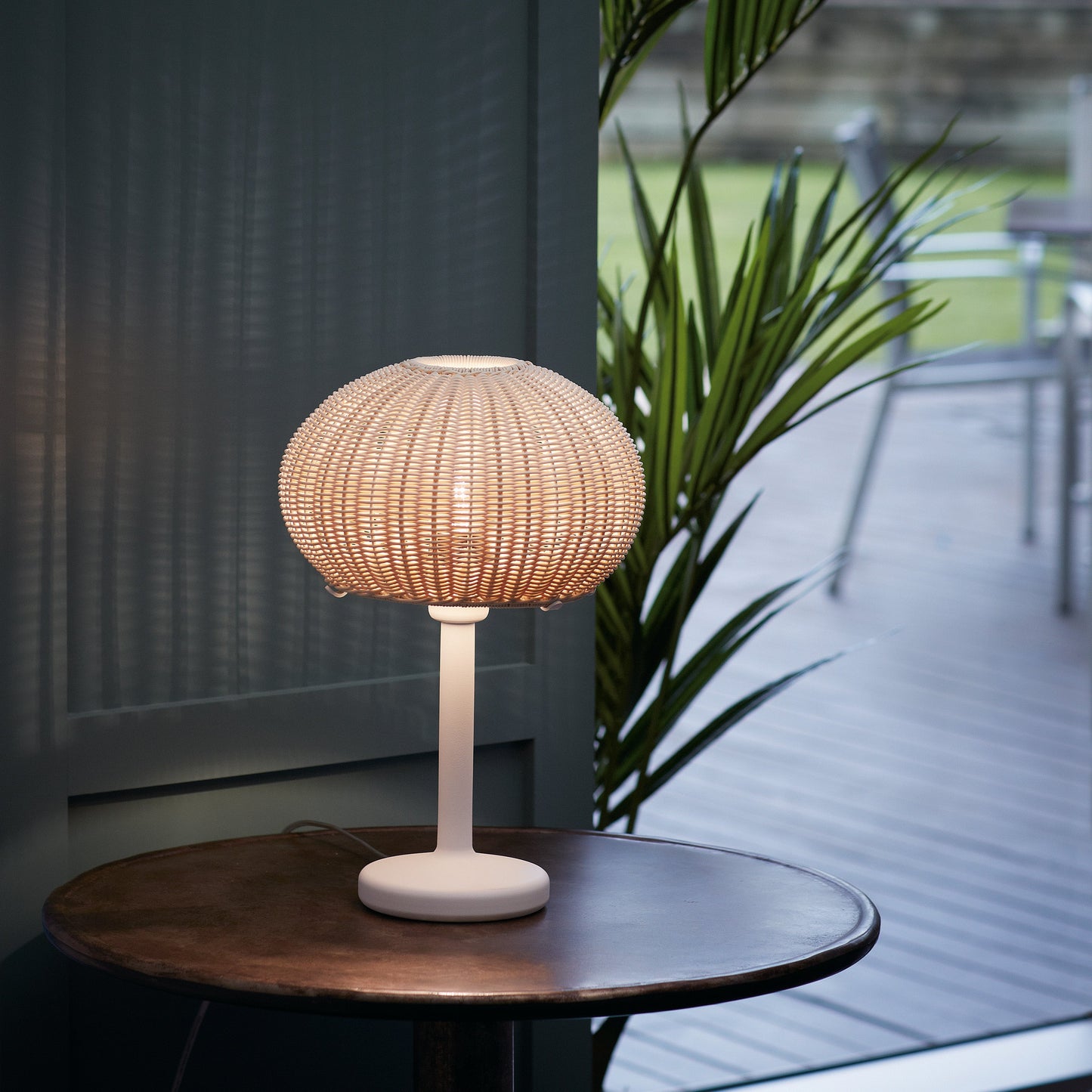 Garota Mini Outdoor Table Lamp