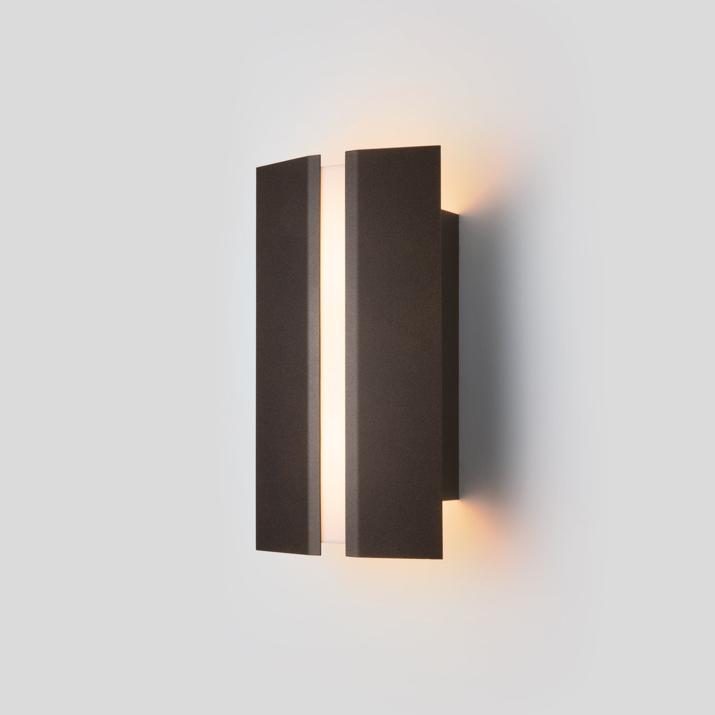 Rima LED Wall Sconce