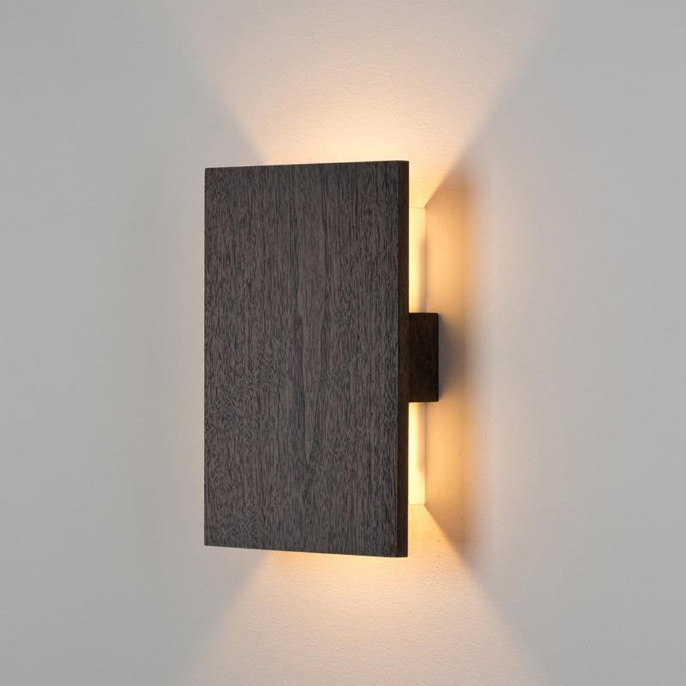 Tersus Wall Light